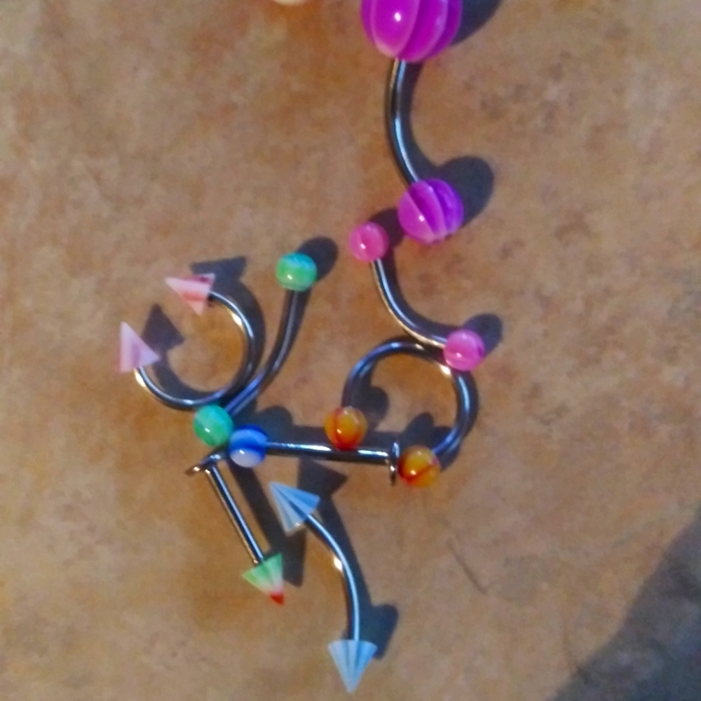 Body jewelry u get 1 of each which is 9 pieces total a variety of colors